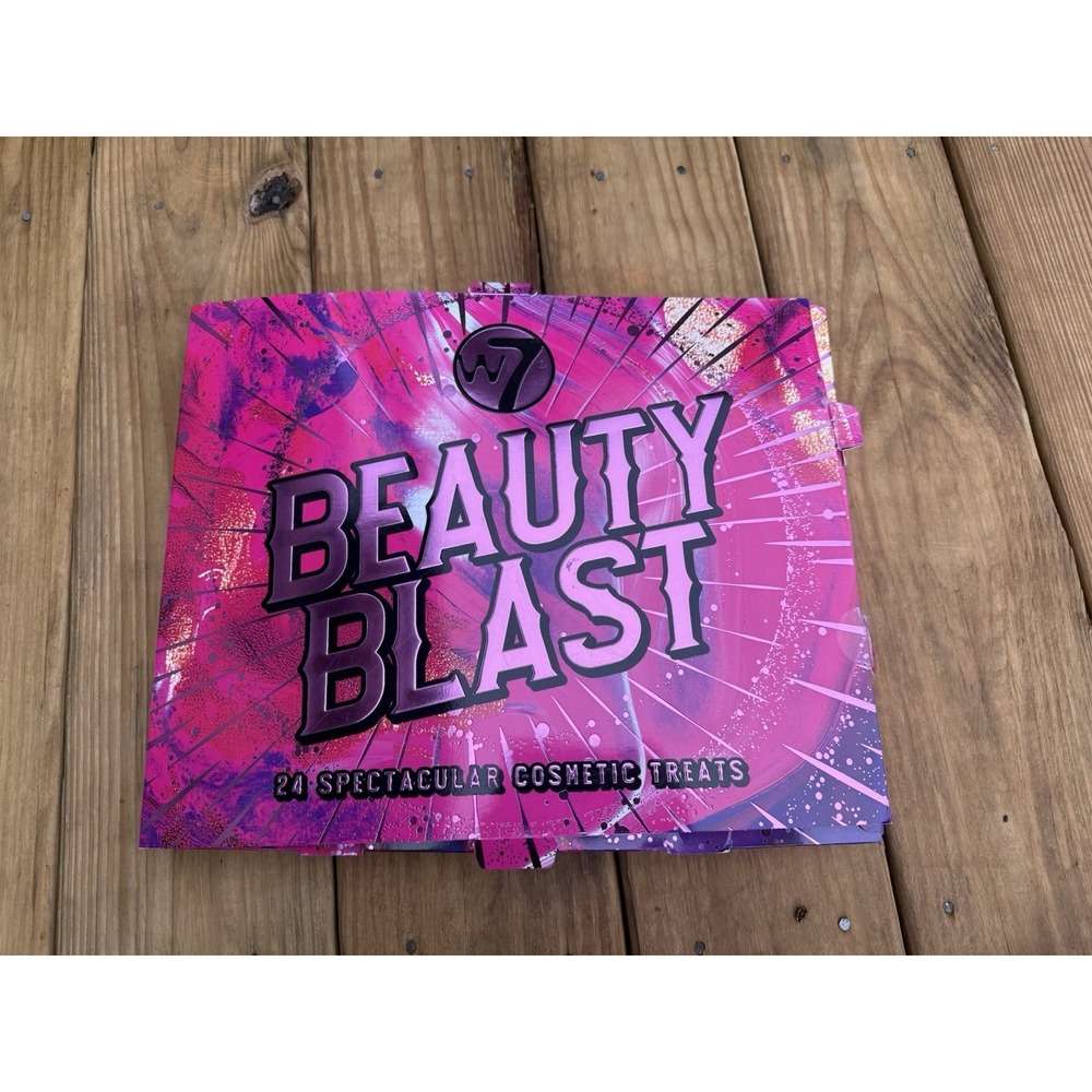 Beauty Blast Makeup Advent Calendar 2025 Beauty & Cosmetic 24 Items Open Box